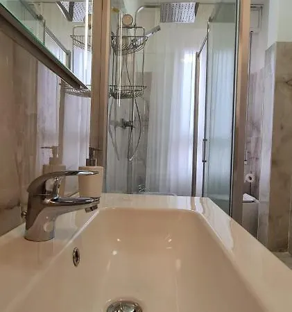 Farah's House בית הארחה פאדובה