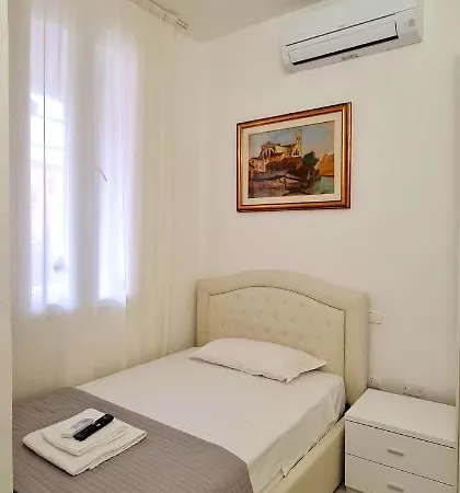 Penzion Farah's House Padova