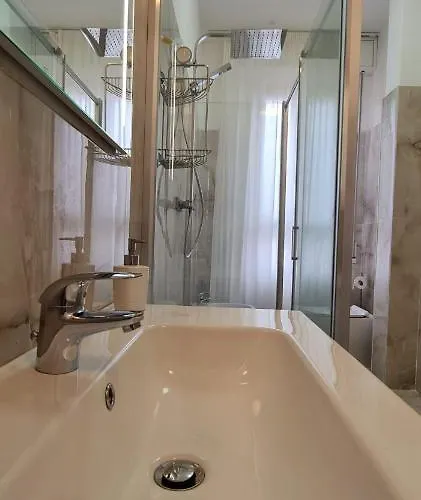 Farah's House בית הארחה פאדובה
